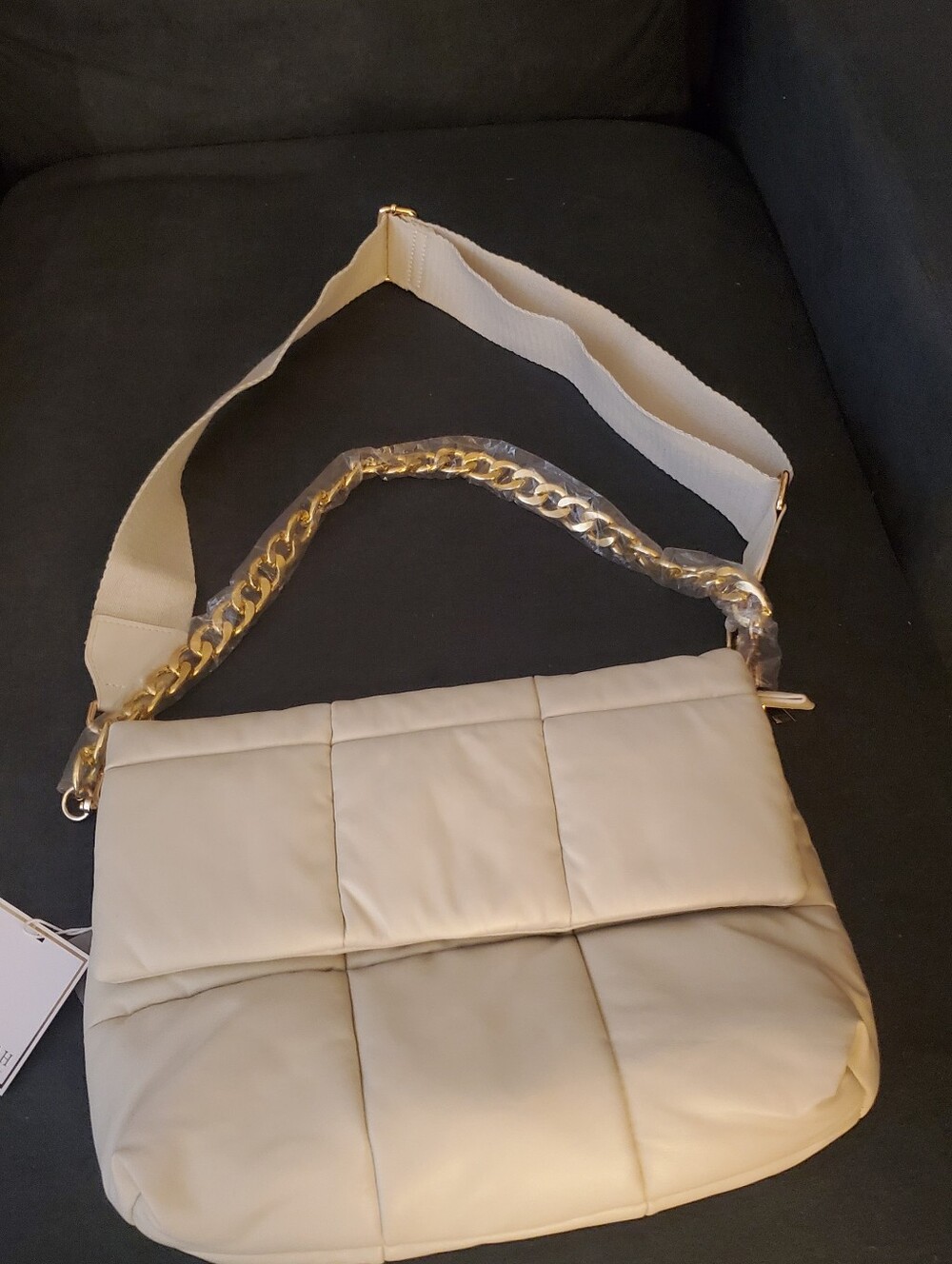 Shiraleah Quilted Ivory  Clutch/ Shoulder/Crossbody Bag with Detachable Straps
